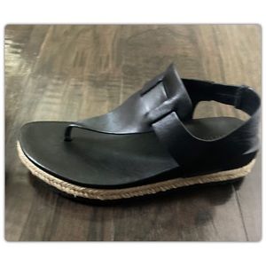 Vince Sandals